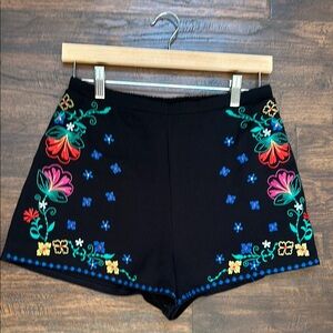 Xhilaration Target Embroidered Black Floral Women Shorts medium mint cont